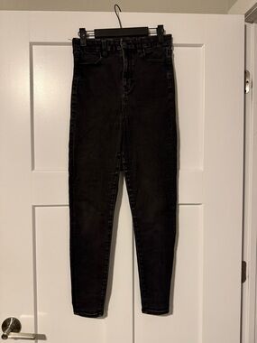 American Eagle Outfitters Black High-Rise Slim Jeans